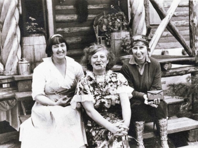 Mabel Dodge Luhan, Frieda Lawrence, Dorothy Brett