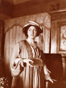 Mabel Dodge posing for J-E. Blanche portrait ca. 1910