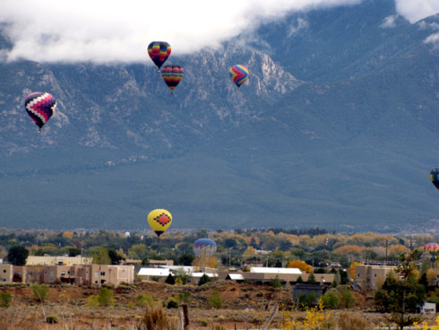 Balloons & Cottonwoods